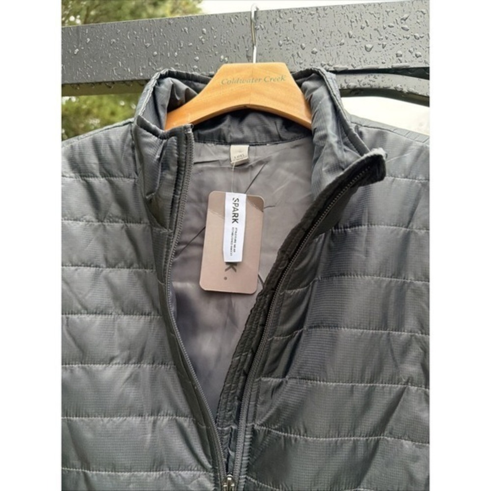 Spark‎ Ladies Tech Vest XXL Blue NWT 105.00     740